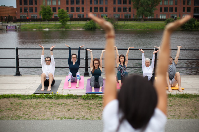 Cours de groupe ELDOA en plein air